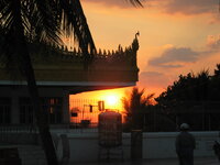 Bei Shwedagon Pagode.JPG