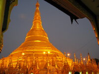 Shwedagon Pagode.JPG