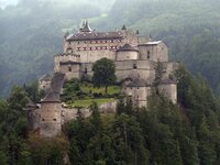 1280px-Festung_Hohenwerfen.jpg