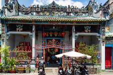 1733-Ho-QuanQuangTrieTemple-20180304-2505,xlarge.1528910515.jpg