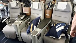 Der-schlechteste-Lufthansa-Business-Class-Sitz-7.jpg