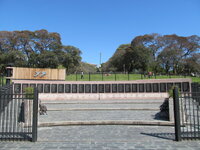 Argentinie-Buenos Aires City ''Plaza San Martín'' Falklandmonument (2).JPG