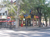 Argentinie-Mendoza ''McDonalds''.JPG