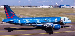 Belgie-Brussel ''Brussels Airlines-Margritte'' (1).jpg