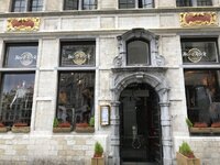 Belgie-Brussel ''Grote Markt-Hard Rock Cafe'' (1).JPG