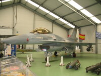 Belgie-Florennes ''Spitfire museum'' F16.JPG