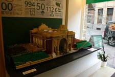 Belgie-Ieper ''Menenpoort model Lego'' (1).JPG