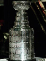 Stanley Cup (2).jpg