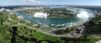 Canada-Ontario ''Niagara'' Zicht van Skylontower (2).jpg