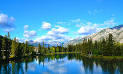 Canada-Alberta ''Banff'' Bow River (1).jpg