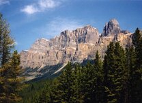 Canada-Alberta ''Bow Valley Parkway'' Castle Mountain (2).jpg