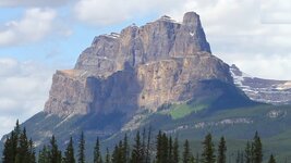 Canada-Alberta ''Bow Valley Parkway'' Castle Mountain (3).jpg