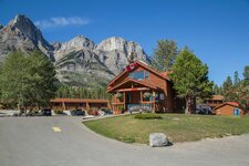 Canada-Alberta ''Jasper National Park The Crossing Resort'' (2).jpg