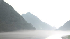 China-Jiande City ''Nebel des Grauens'' (4).jpg