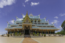 Wat Pa Phu Kon-2.jpg