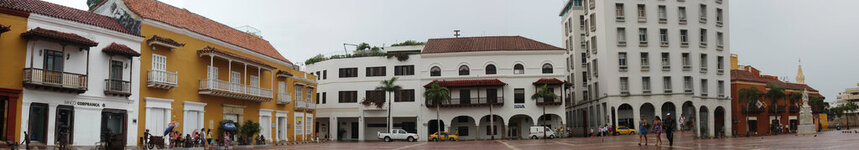 Colombia-Cartagena ''Plaza de la Aduana'' (4).jpg