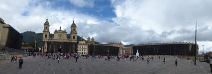 Colombia-Bogota ''Plaza Bolívar'' (1).JPG