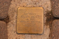 Duitsland-Bad Kreuznach ''Stolperstein Mannheimer Straße 4'' (2).JPG