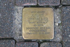 Duitsland-Bad Kreuznach ''Stolperstein Römerstraße 2'' (2).JPG