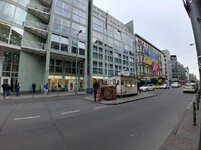 Duitsland-Berlin ''Friederichsstraße-Checkpoint Charlie'' (29).JPG