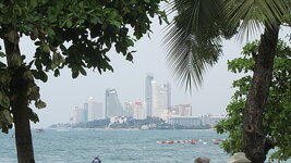 pattaya_beach1.jpg