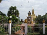 0051.wat_pha_that_luang.jpg