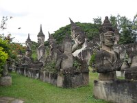 0084.wat_xieng_khuan.lb.jpg