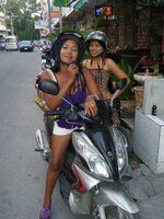 5416_girl_bikes.jpg