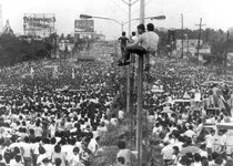 EDSA_Revolution_pic1.jpg