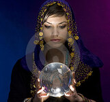 fortune-teller-mit-kristallkugel-largethumb9475161.jpg