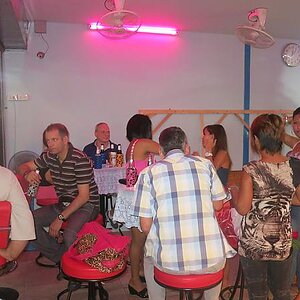 04.06.2013 Smurf Bar