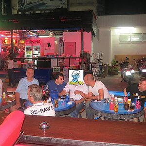 06.06.2013 Smurf Bar