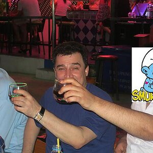 06.06.2013 Smurf Bar