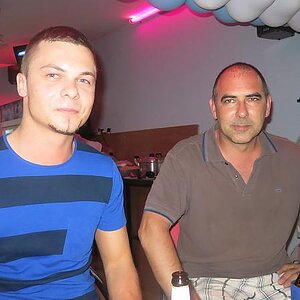 12.06.2013 Smurf Bar