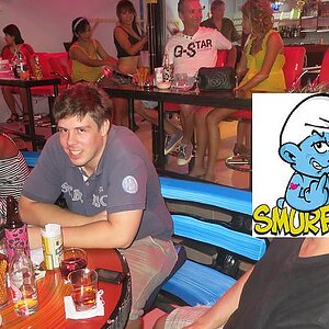 19.06.2013 Smurf Bar