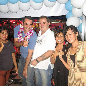 10.08.2013 Smurf Bar