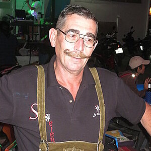 09.10.2013 Smurf Bar