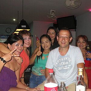 09.10.2013 Smurf Bar