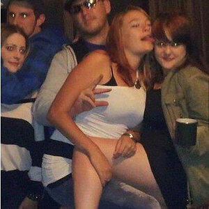 group-photo-fail-see-it.jpg