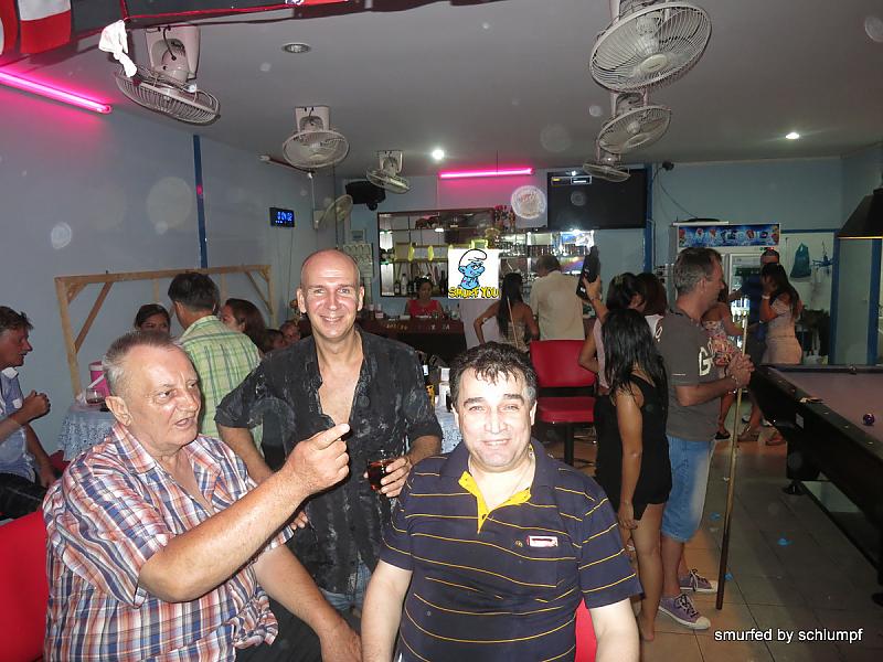 12.06.2013 Smurf Bar