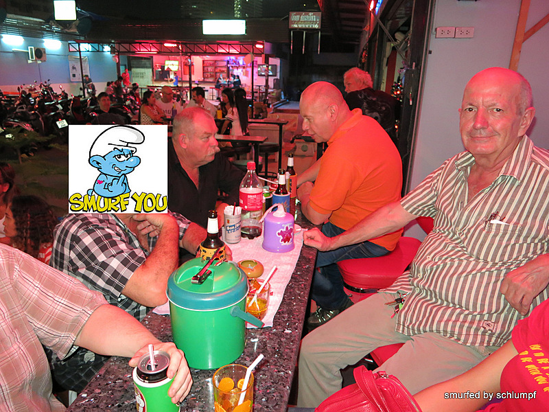 12.12.2013 Smurf Bar