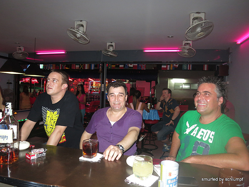 13.08.2013 Smurf Bar