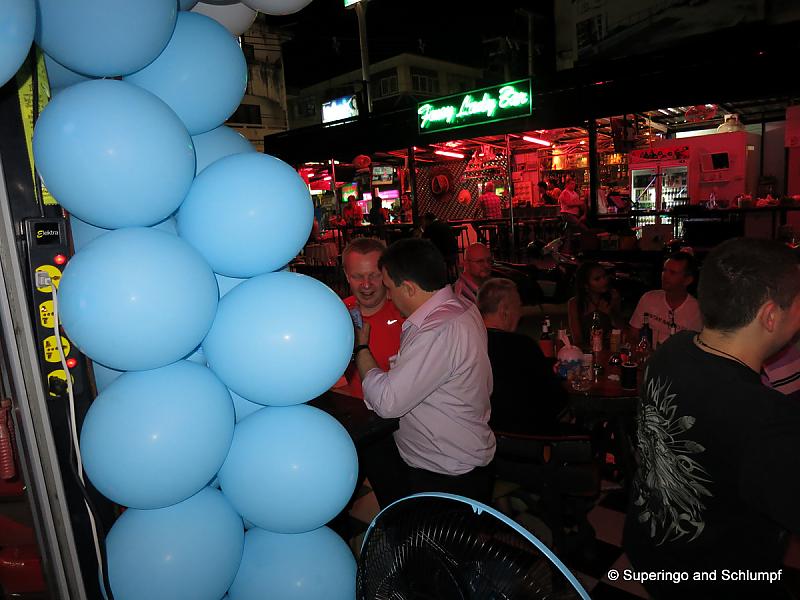 17.05.2013 Smurf Bar