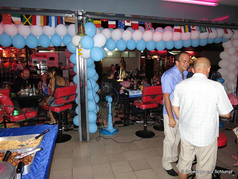 17.05.2013 Smurf Bar