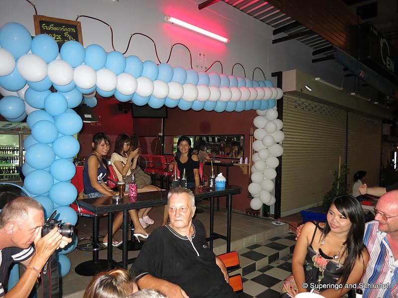 17.05.2013 Smurf Bar