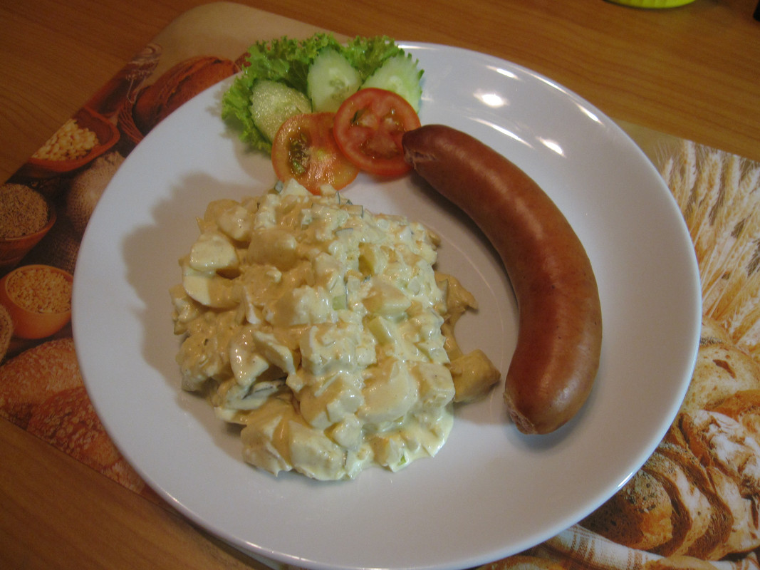 [Bild: Bockwurst-Kartoffelsalat.jpg]