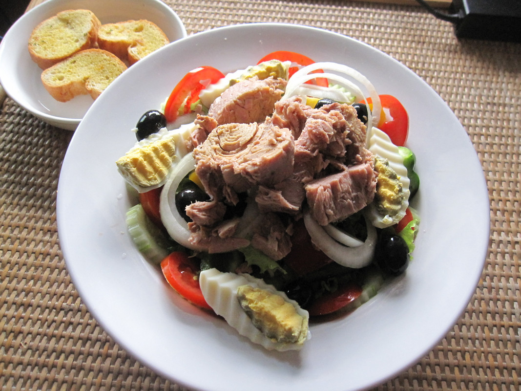 [Bild: Tuna-Salad1.jpg]