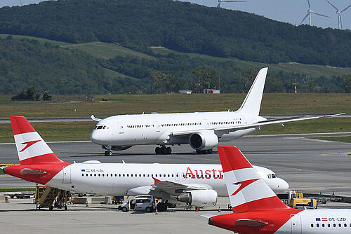 www.austrianwings.info